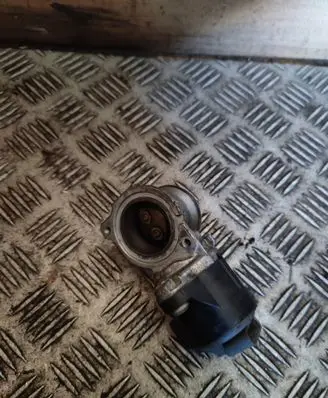 Mercedes-Benz B W246 W242 EGR valve A6511401160