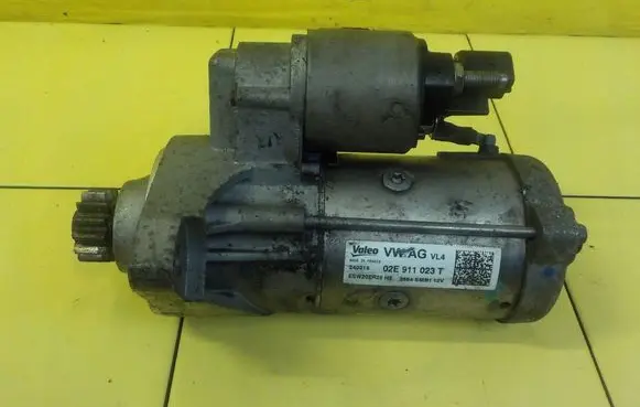 Volkswagen PASSAT B8 Starter motor 02E911023T 7SP52