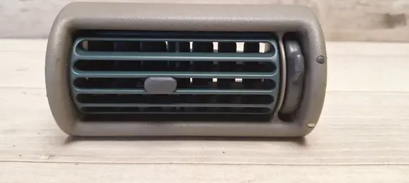 Land Rover Freelander Dashboard side air vent grill/cover trim MWC4078