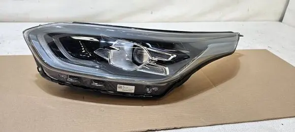 KIA Ceed Headlight/headlamp 92101J7XXX