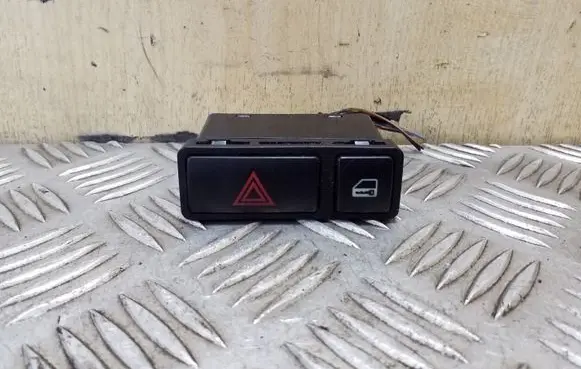 BMW X5 E53 Hazard light switch 61318368920 8368920