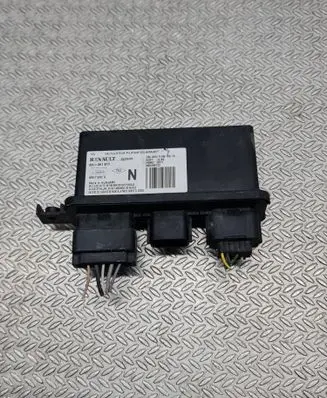 Renault Clio III Other control units/modules 8200261817 N00209722 89901282G