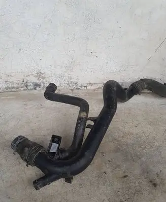 Audi Q5 SQ5 Engine coolant pipe/hose