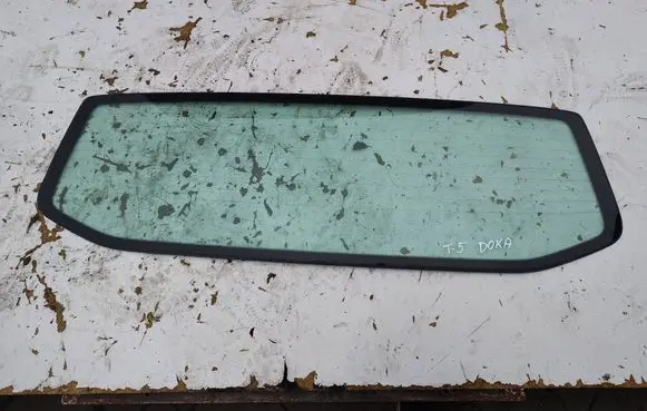 Volkswagen Transporter - Caravelle T5 Rear side window 