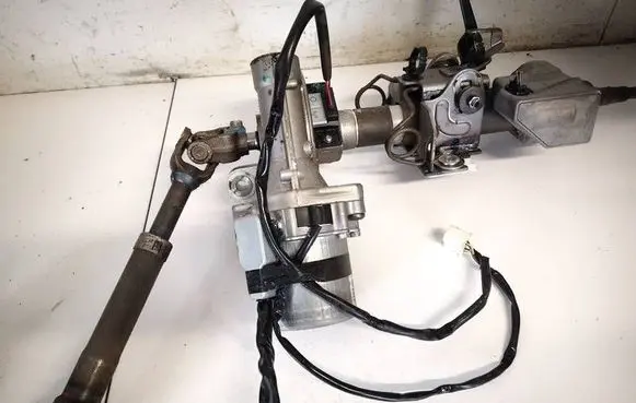 Toyota Auris 150 Power steering pump 4520002270