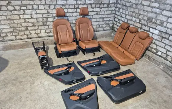 Audi Q3 8U Seat and door cards trim set 