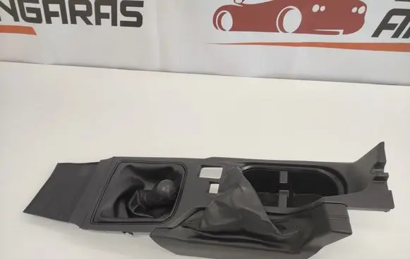 Other center console (tunnel) element
