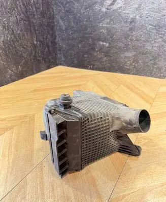 Renault Scenic II - Grand scenic II Air filter box 8200369798 8200369775