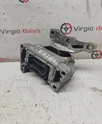 Seat Ibiza IV (6J,6P) Engine mount bracket G70155310