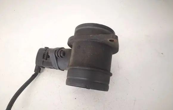 Volkswagen Golf V Mass air flow meter 0281002531