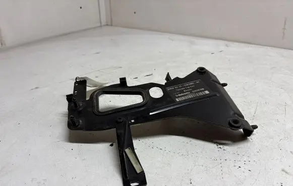 BMW 6 G32 Gran Turismo Webasto auxiliary heater mount bracket 9361065