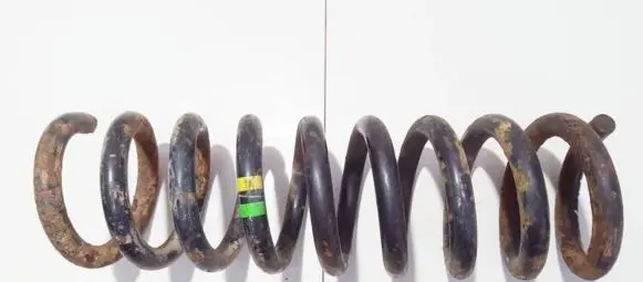 Mercedes-Benz E W210 Rear coil spring