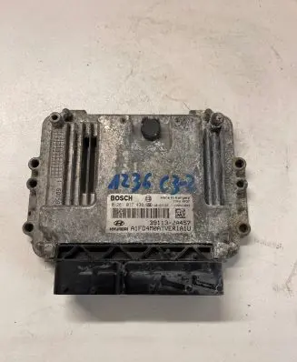 Hyundai i30 Engine control unit/module 391132A457 0281017438