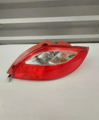Mazda 2 Rear/tail lights