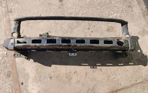 Volkswagen Golf VI Front bumper cross member 5K0807109