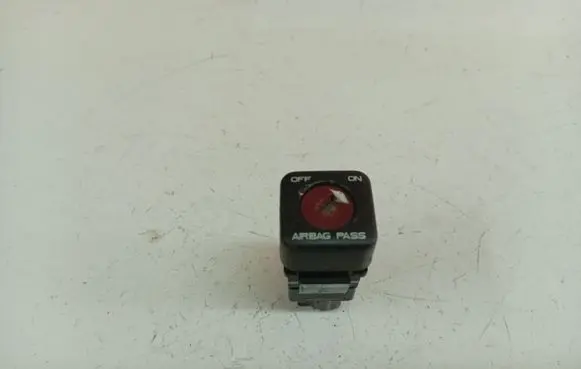 Citroen Berlingo Passenger airbag on/off switch 96373205XT