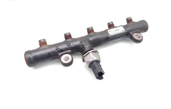 Ford Mondeo Mk III Fuel main line pipe 9654726280