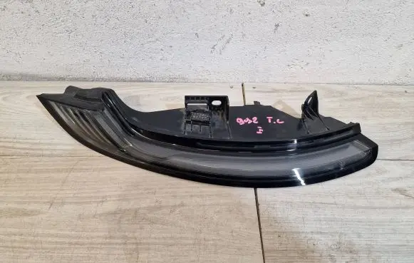 Porsche 992 Rear/tail lights 9p5.945.091.B