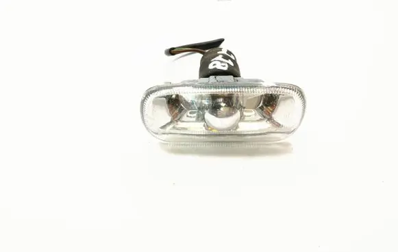 Audi A6 S6 C6 4F Front fender indicator light 8E0949127