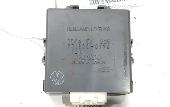 Mazda 5 Xenon control unit/module 031800-0770