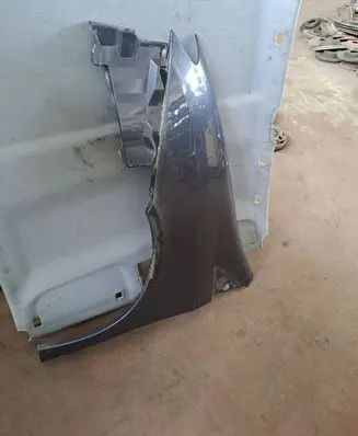 Lancia Phedra Fender