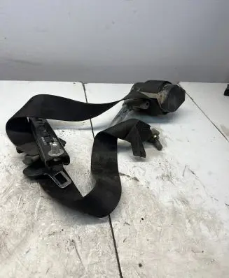 Mercedes-Benz Sprinter W901 W902 W903 W904 Front seatbelt A566097100 566097100