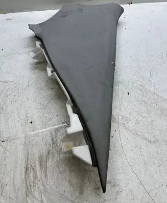 (C) pillar trim