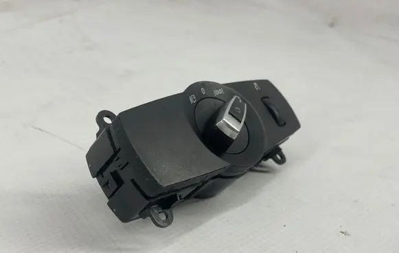 BMW 7 F01 F02 F03 F04 Light switch 9204068 3392050101