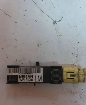 Nissan Almera Tino Airbag deployment crash/impact sensor 98831bu200