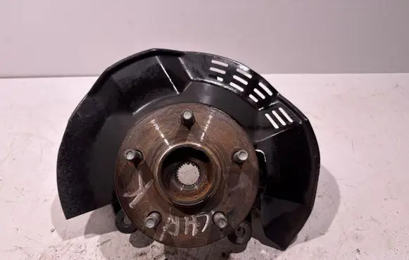 Toyota C-HR I Front wheel hub