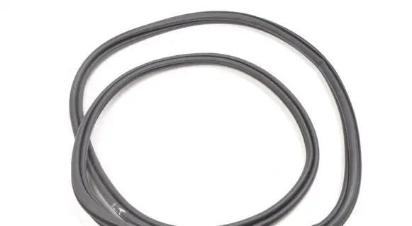 Volvo XC60 Front door rubber seal 32229254