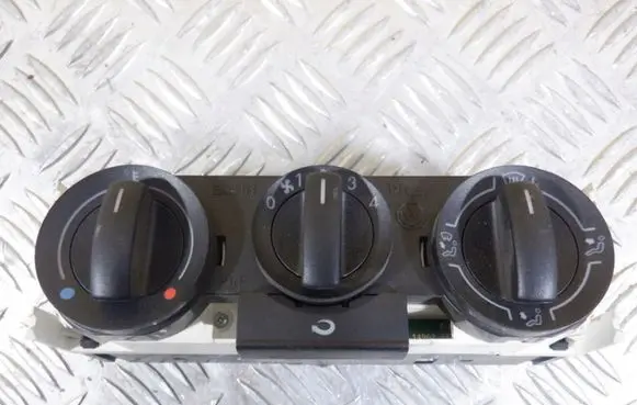 Volkswagen Up Climate control unit 1S0820045T