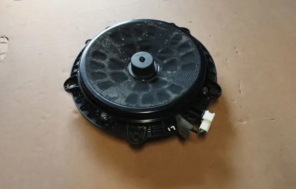 Infiniti G37 Front door speaker 28149JL30A