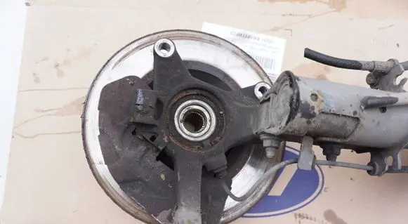 Peugeot Expert Front wheel hub spindle knuckle SKO71601