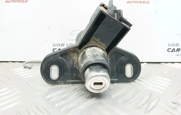 Opel Vectra B Tailgate exterior lock 