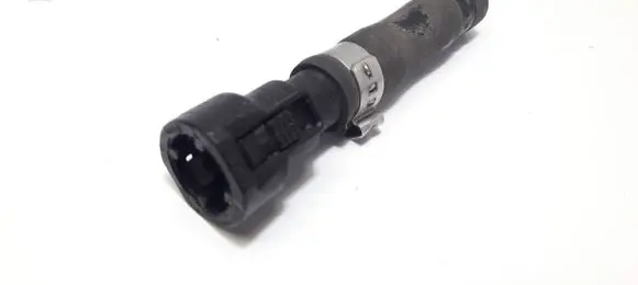 Peugeot 308 Coolant pipe/hose 