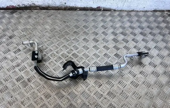 Toyota Mirai II Electric car engine cooling hoses/pipes 