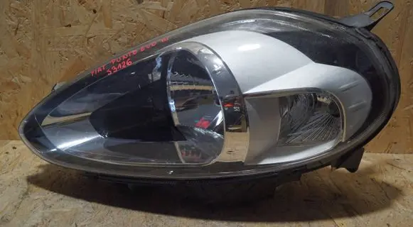 Fiat Punto Evo Headlight/headlamp