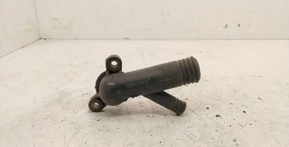 Coolant pipe/hose