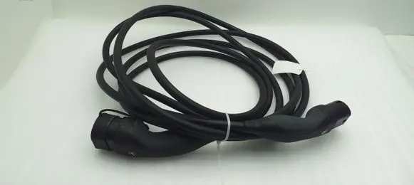 Mercedes-Benz EQA Electric car charging cable H07BZ5F V059172