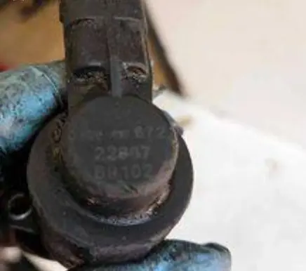 Opel Vivaro Fuel pressure regulator 928400672