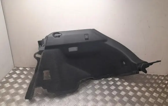 Lexus UX Bottom trim 6473076030