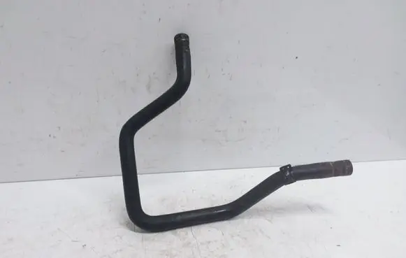 Volkswagen PASSAT B5.5 Engine coolant pipe/hose 8D0121107M