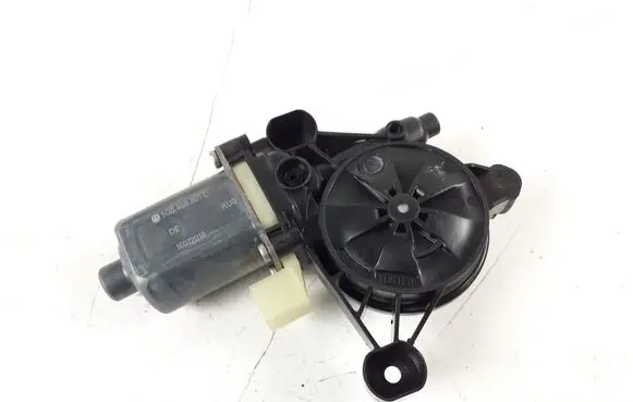 Porsche Macan (95B) Front door window regulator motor 5Q0959801C