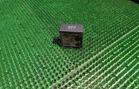 Volkswagen Bora Other relay 4B0955531A A290802 5WK10430A