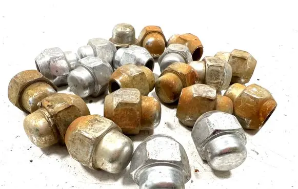 Mazda CX-7 Nuts/bolts 