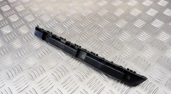 Rear bumper mounting bracket