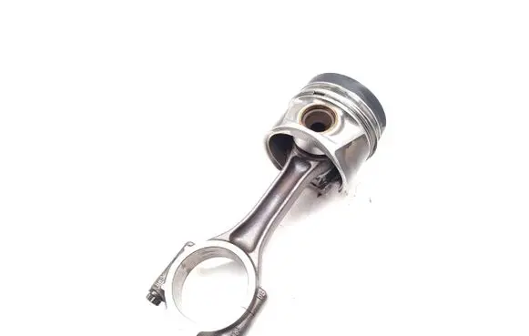 Seat Exeo (3R) Piston with connecting rod CAGA