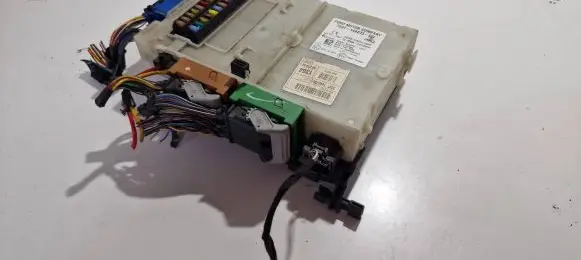 Ford Mondeo MK IV Central body control module 7G9T14A073DD 28130621 LTQF01125TP
