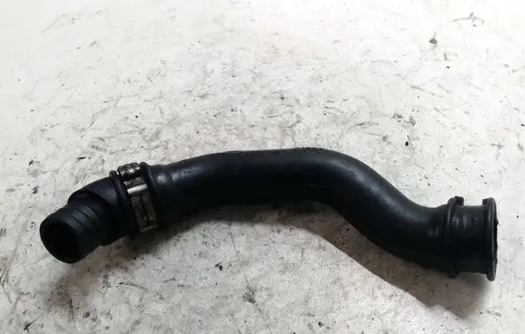 Ford Focus Breather/breather pipe/hose 98FF6A886AD